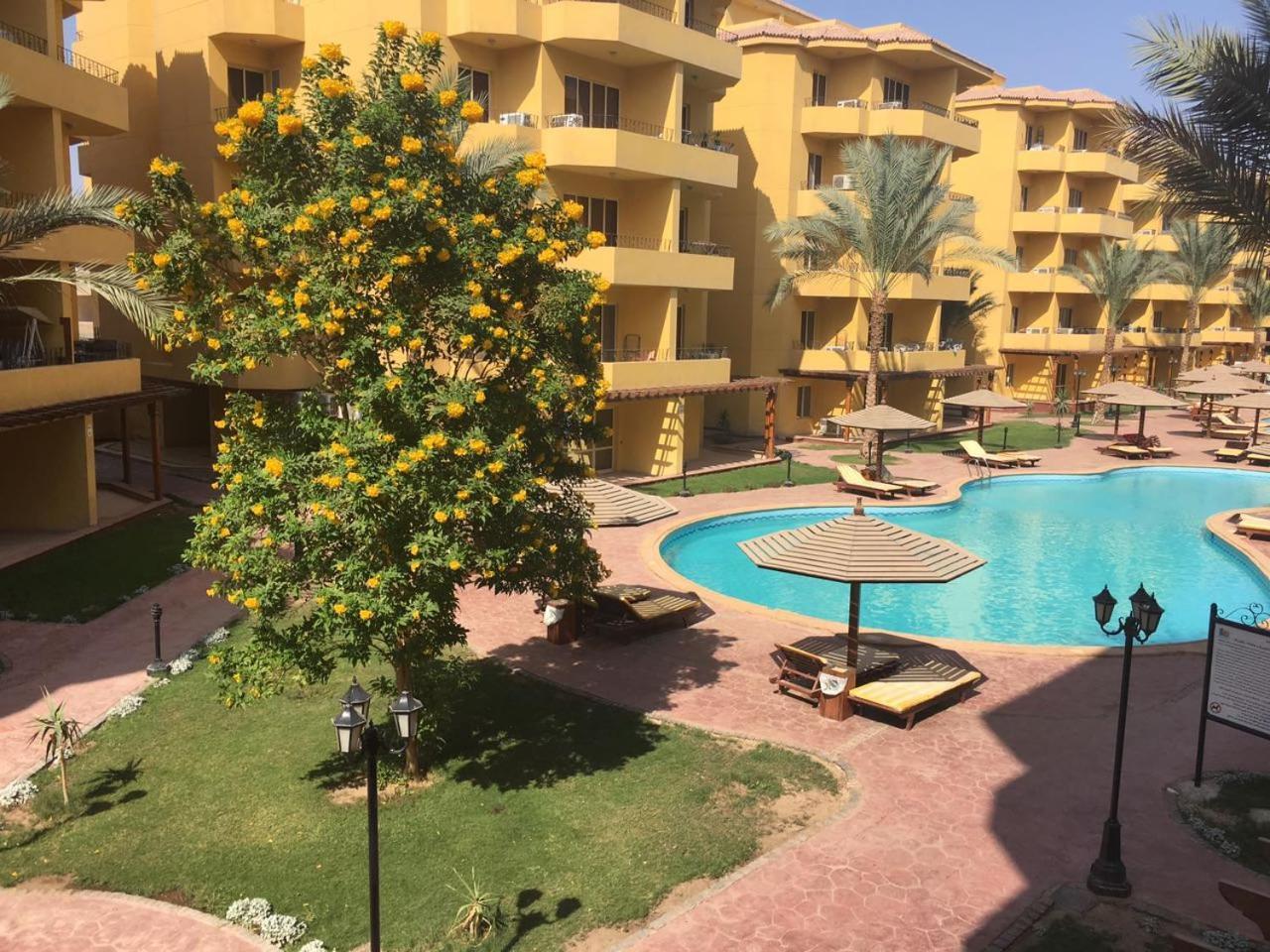 Pool View Apartment At British Resort - Unit 02 Hurghada Exterior foto